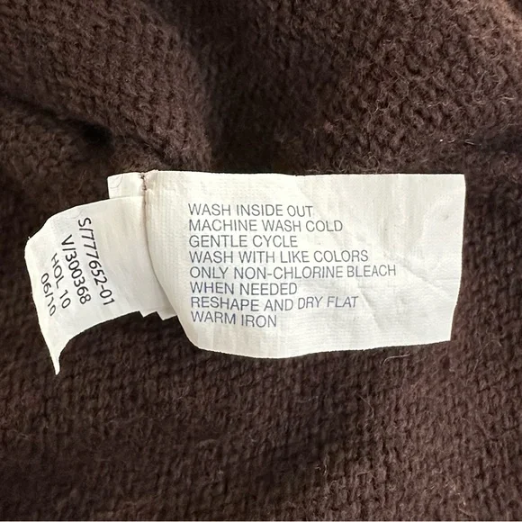 Vintage 2010’s Gap Factory Hooded V Neck Sweater - Picture 13 of 14